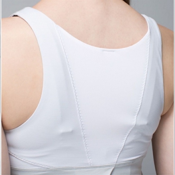 Lululemon Run: Ta Ta Topper Cinch Waist Tank Top Size 4 - Picture 3 of 16